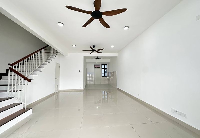 Brand New Double Storey Terrace For Rent 