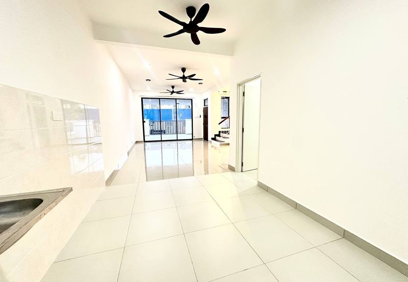 Brand New Double Storey Terrace For Rent 