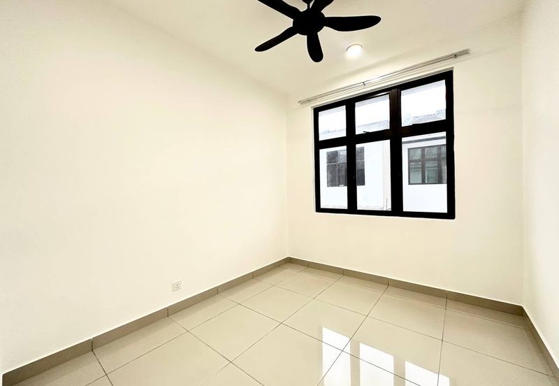 Brand New Double Storey Terrace For Rent 