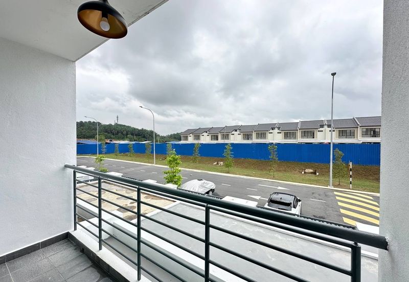 Brand New Double Storey Terrace For Rent 