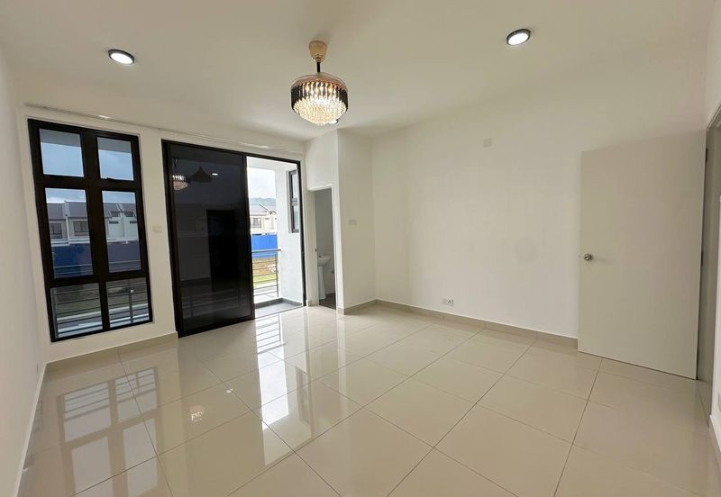 Brand New Double Storey Terrace For Rent 