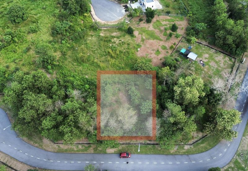 Tanah Lot Banglo College Heights Pajam 