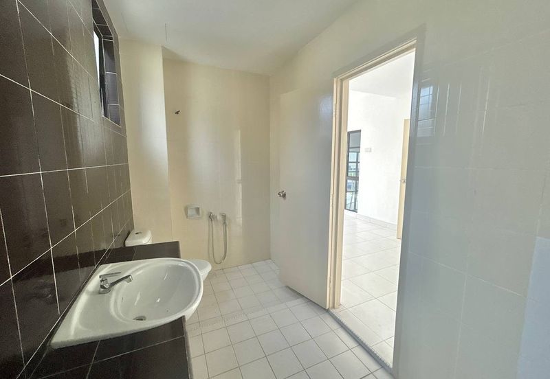 [BRAND NEW] 2.5 Storey Semi D Seksyen 3 Bandar Baru Bangi 