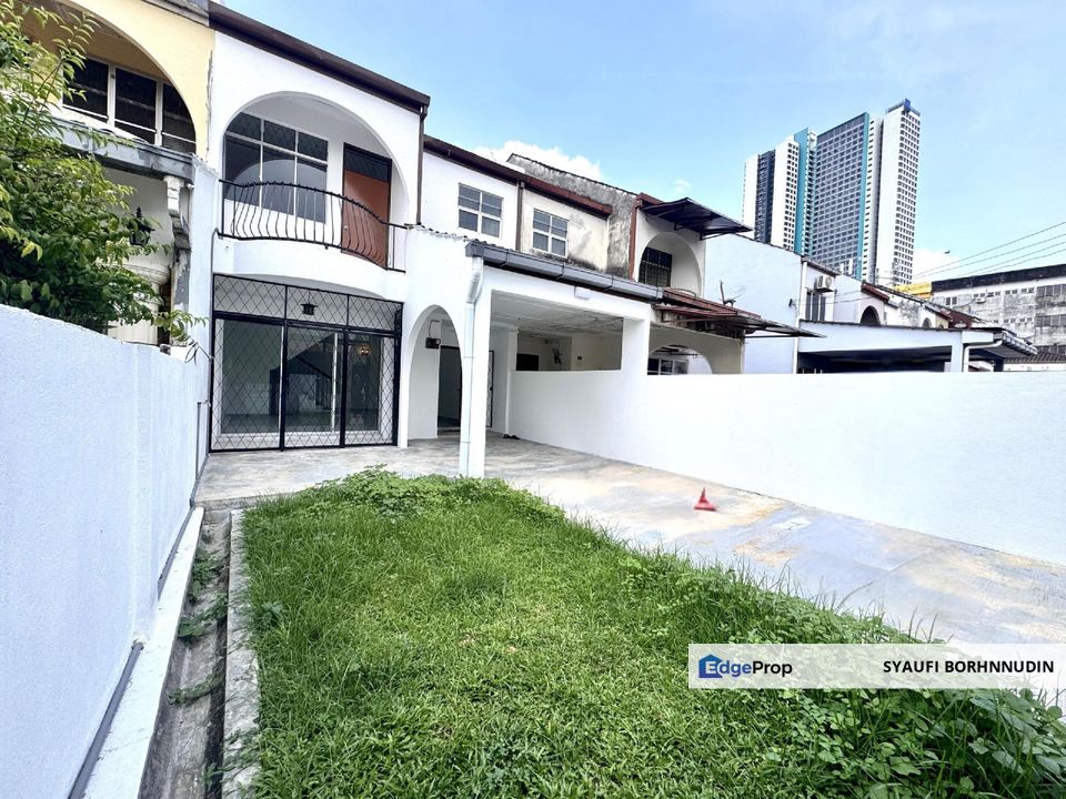 [WALKING DISTANCE MRT] Double Storey Terrace Taman Jelita Kajang , Selangor, Kajang