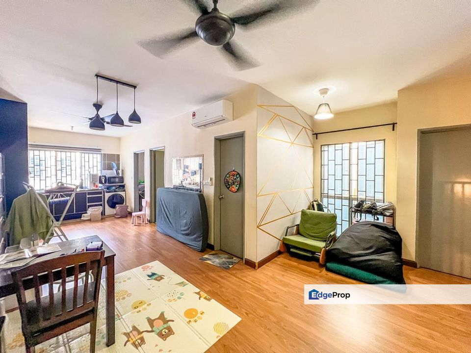 Townhouse Terrace SimfonI Perdana LBS Alam Perdana , Selangor, Bandar Puncak Alam