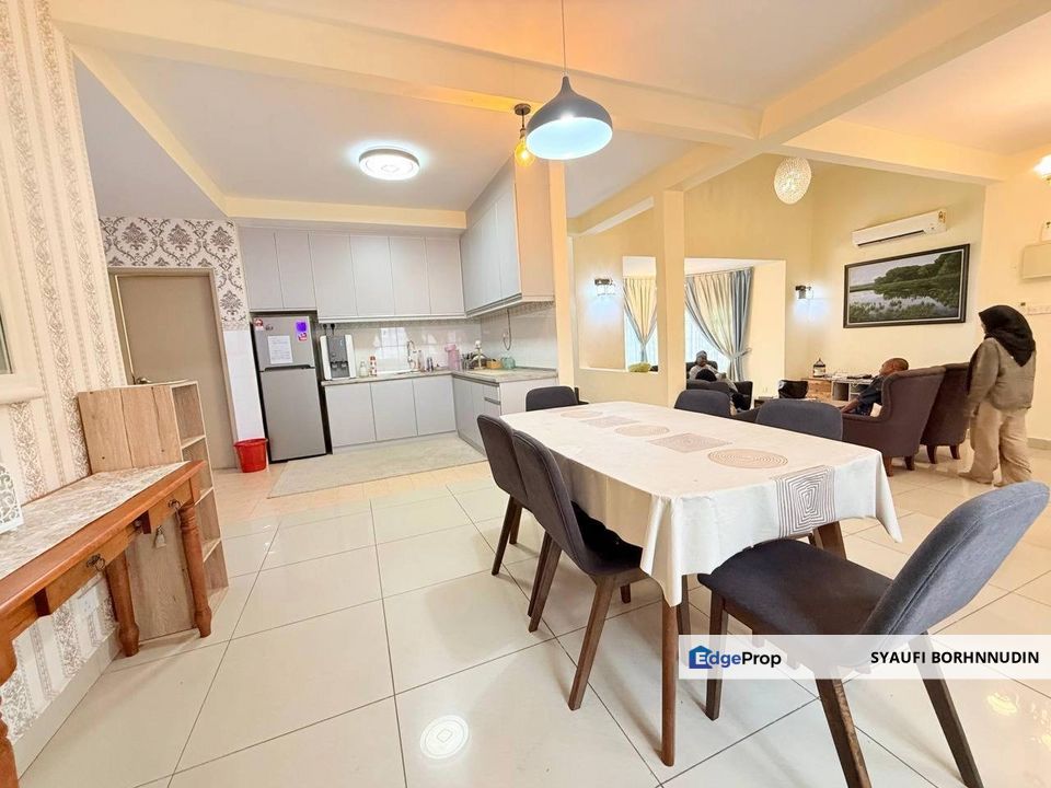 [HUGE LAND] Double Storey Bungalow Lavender Height Senawang , Negeri Sembilan, Seremban