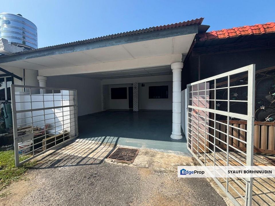 Teres Setingkat Taman Tuanku Jaafar Senawang, Negeri Sembilan, Seremban