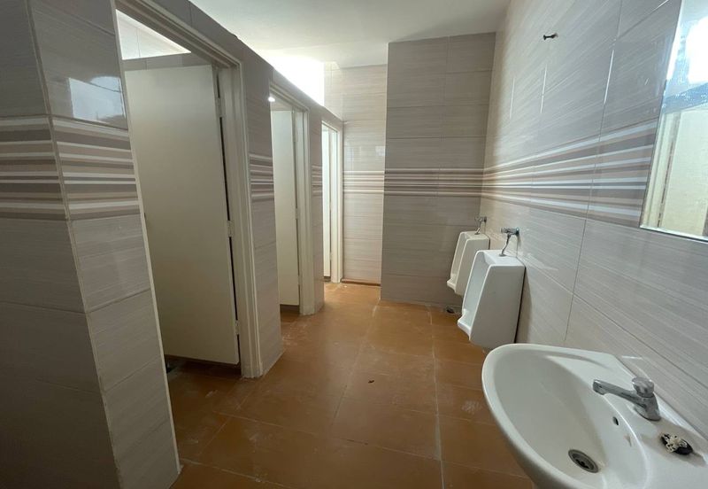 Taipan Business Centre, USJ 10