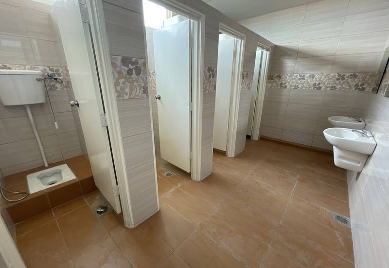 Taipan Business Centre, USJ 10