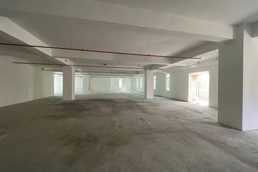 Taipan Business Centre, USJ 10