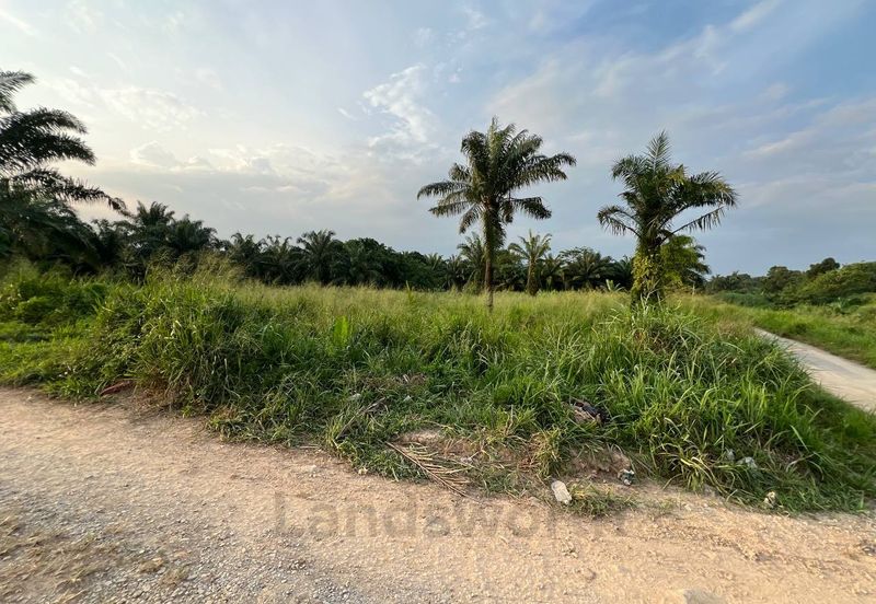 [1.86 ACRES] Residential Land Revolusi Hijau @ Dengkil, Selangor