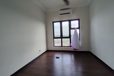 Embayu Damansara West Condominium @ Taman Subang Murni U5, Shah Alam