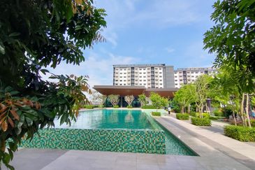 Embayu Damansara West Condominium @ Taman Subang Murni U5, Shah Alam