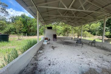 Tanah Pertanian Dusun Tepi Sungai Lubok Kelubi @ Batu 20, Hulu Langat