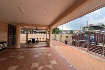 Taman Tasik Semenyih (Lake Residence)