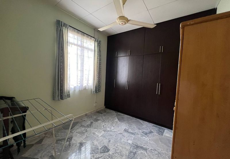 Taman Tasik Semenyih (Lake Residence)