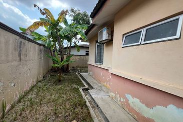 Taman Tasik Semenyih (Lake Residence)