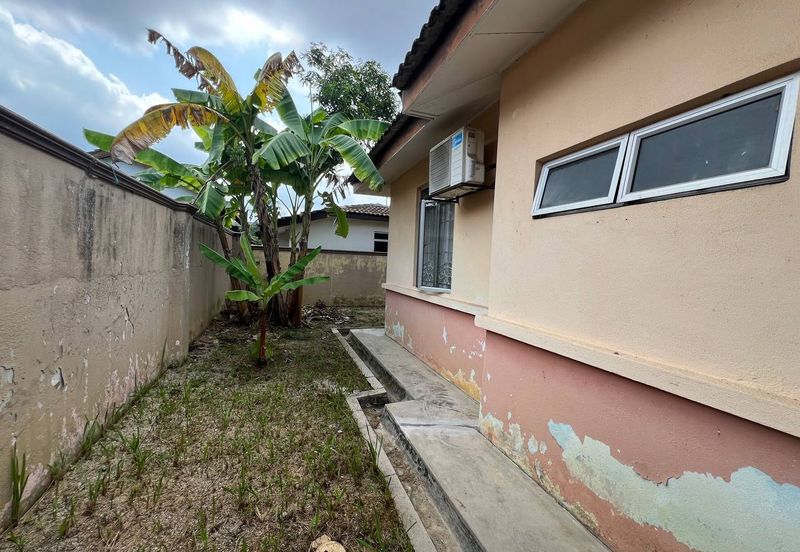 Taman Tasik Semenyih (Lake Residence)