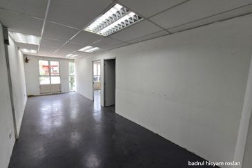 Jalan Impian Mahkota, Kampung Sungai Kantan