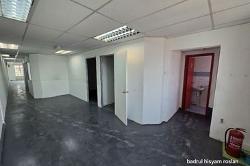 Jalan Impian Mahkota, Kampung Sungai Kantan