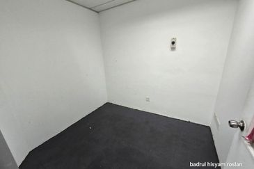 Jalan Impian Mahkota, Kampung Sungai Kantan