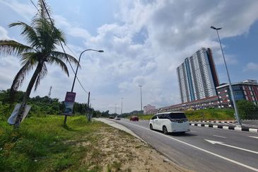 [4 ACRES] Land Suitable for Commercial Desa Vista @ Sepang, Selangor