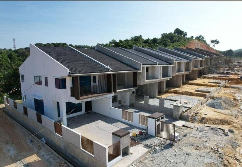 PROJEK BARU TERES 2 TINGKAT DI JENDERAM @ SALAK TINGGI