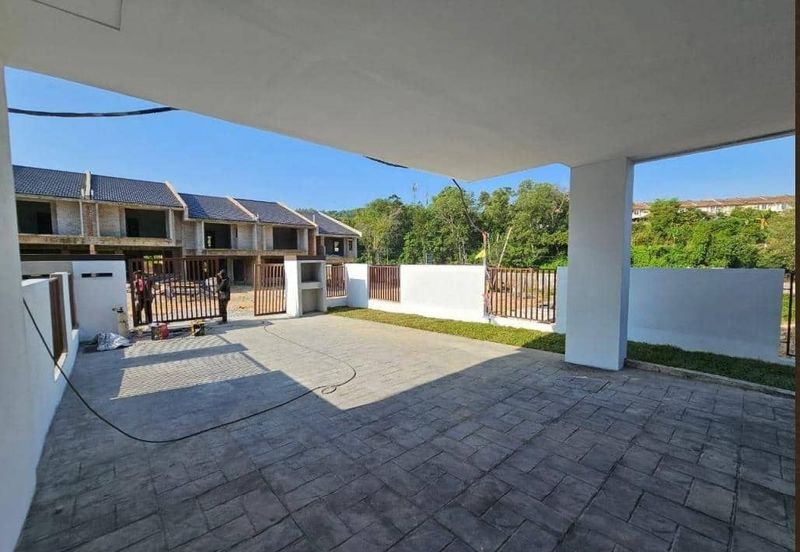 PROJEK BARU TERES 2 TINGKAT DI JENDERAM @ SALAK TINGGI