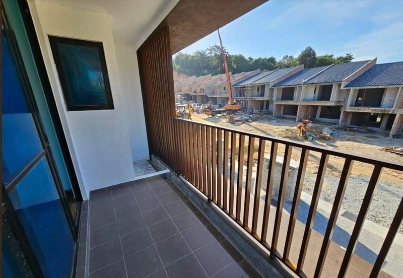 PROJEK BARU TERES 2 TINGKAT DI JENDERAM @ SALAK TINGGI