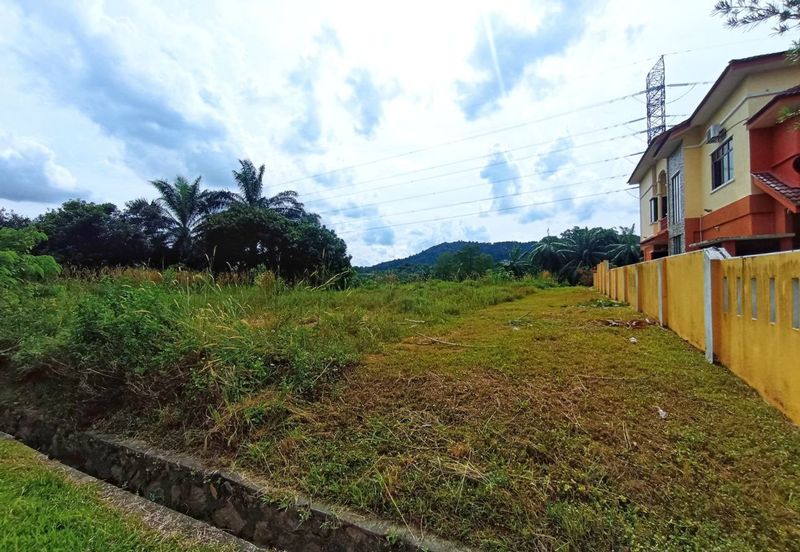 Putra Hill Residency