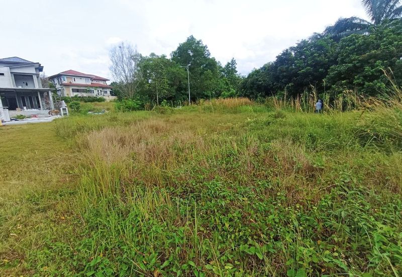 Putra Hill Residency