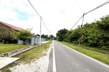 [TANAH RATA] Bungalow Lot Kg. Sri Aman Tengah @ Puchong, Selangor