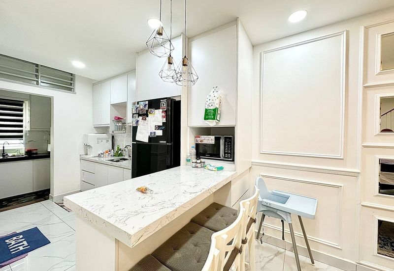 Albury 2, Taman Tasik Senangin