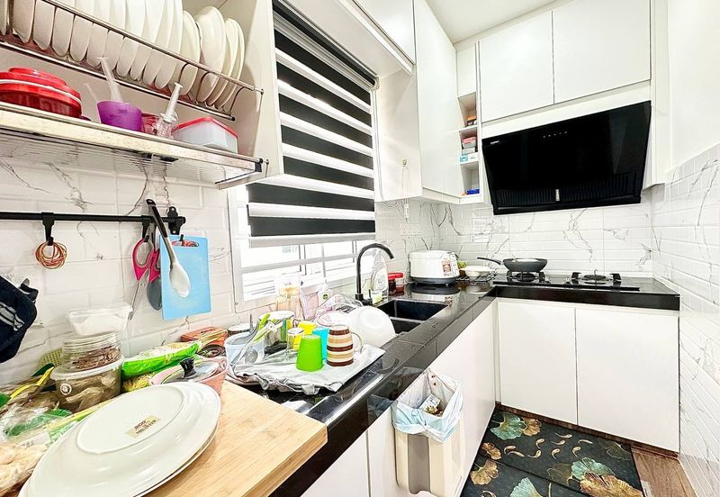 Albury 2, Taman Tasik Senangin