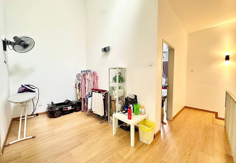 Albury 2, Taman Tasik Senangin