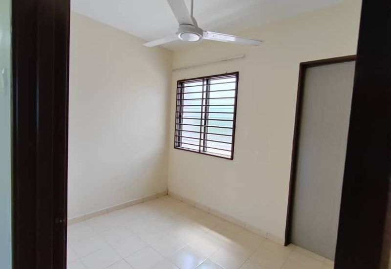 Taman Salak Baiduri, Labu