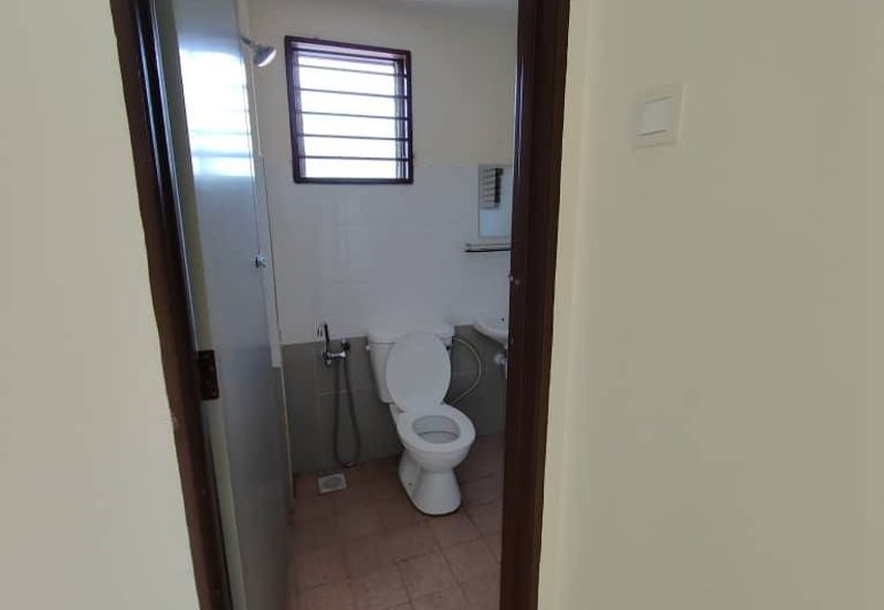 Taman Salak Baiduri, Labu