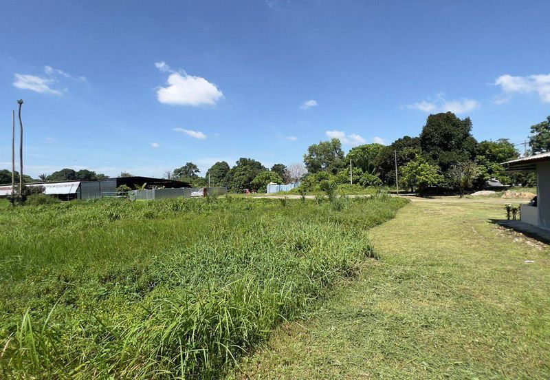 Kampung Sungai Sekamat