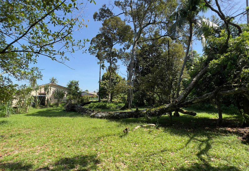 Kampung Sungai Sekamat