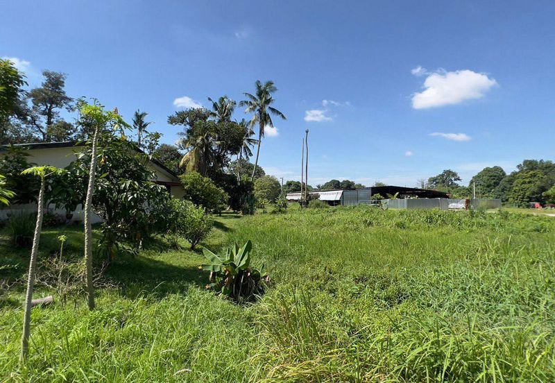 Kampung Sungai Sekamat