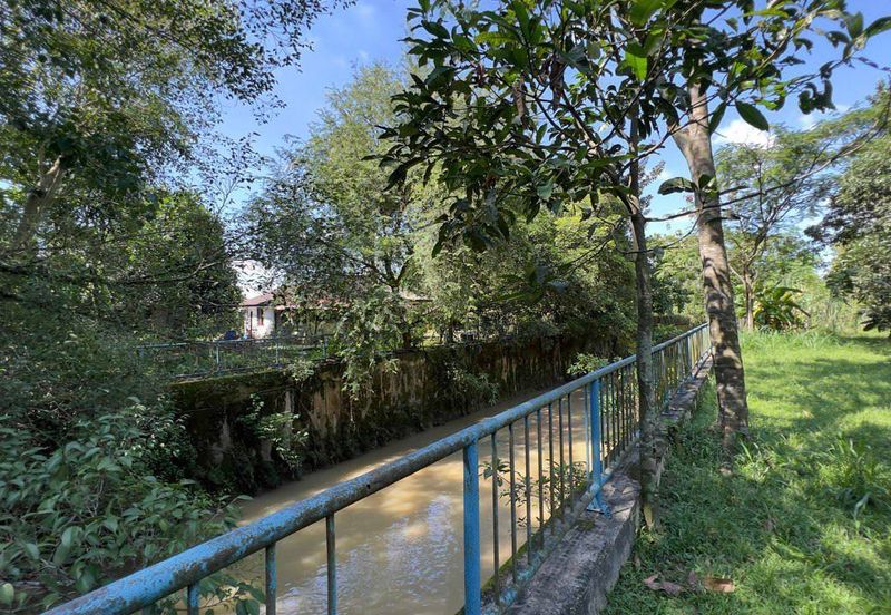 Kampung Sungai Sekamat