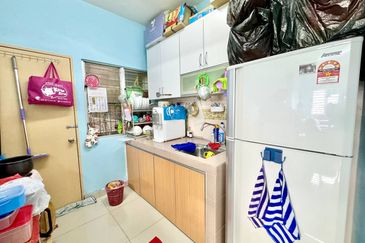 Putra Suria Residency Apartment