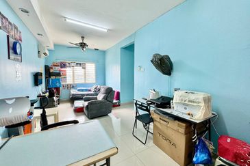 Putra Suria Residency Apartment