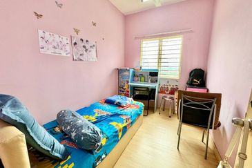 Putra Suria Residency Apartment