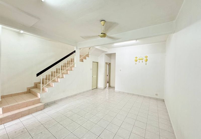 Jalan Kebun Nenas 1A/KS7