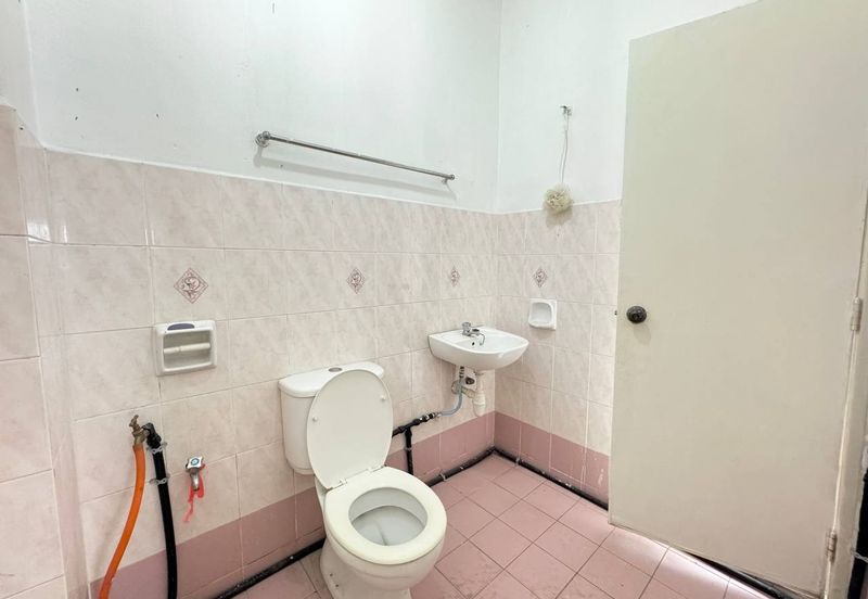 Jalan Kebun Nenas 1A/KS7