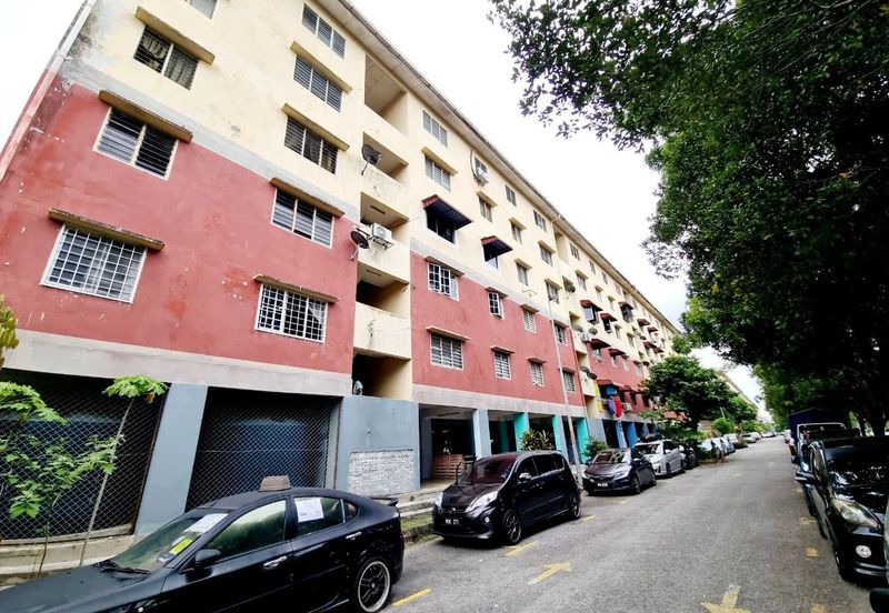 Flat PKNS, Seksyen 7