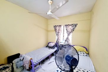 Flat PKNS, Seksyen 7