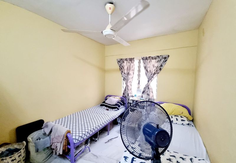 Flat PKNS, Seksyen 7