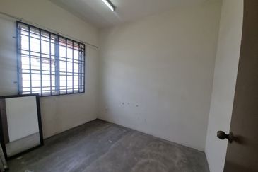 Rumah Pangsa Impian, Bandar Saujana Putra